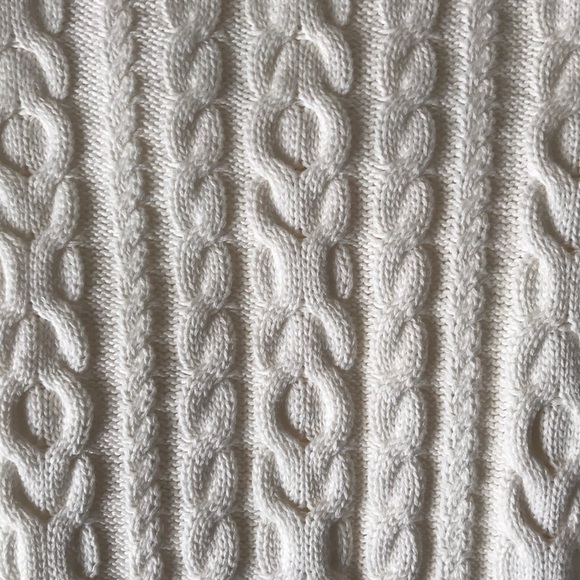 LL Bean cable knit - Picture 3 of 3